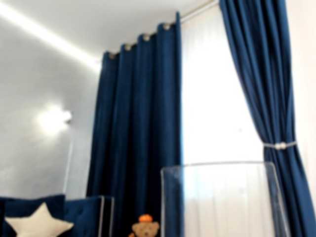 evellineeva1 live cam on BongaCams