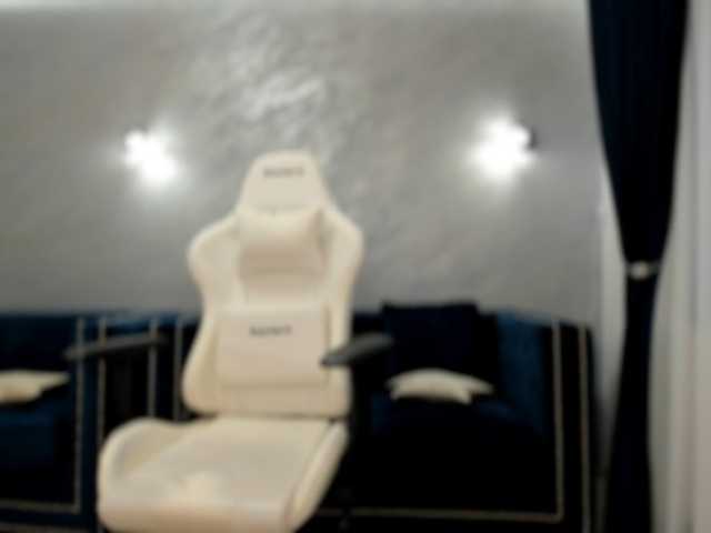 evellineeva1 live cam on BongaCams