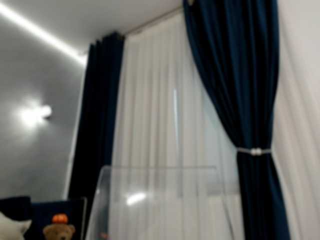 evellineeva1 live cam on BongaCams