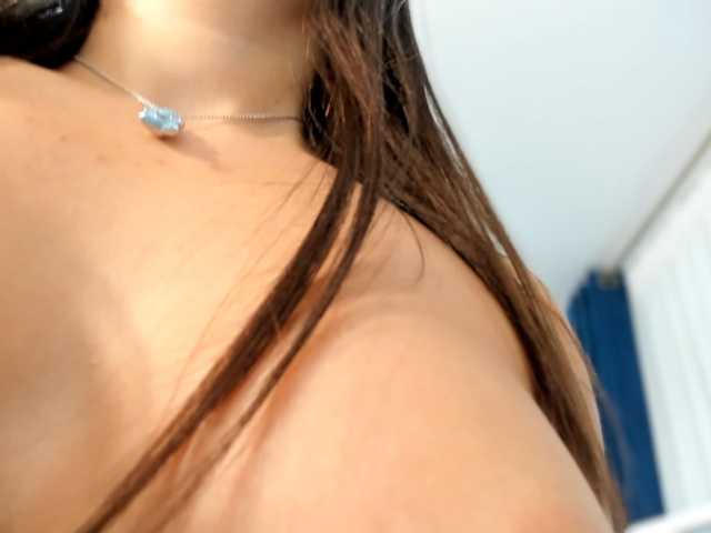 evellineeva1 live cam on BongaCams