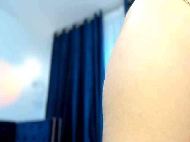 evellineeva1 webcam