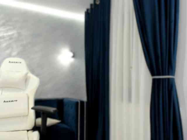 Modelo: evellineeva1