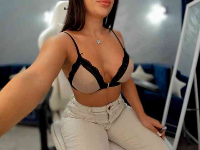 evellineeva1 webcam