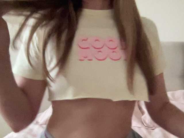 LizaFlower1 live cam on BongaCams