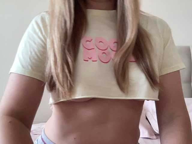 LizaFlower1 live cam on BongaCams