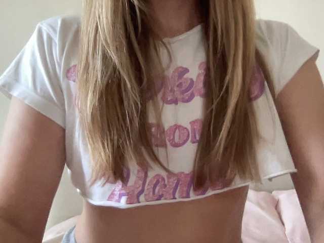 LizaFlower1 live cam on BongaCams