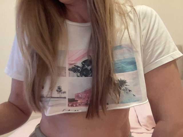 LizaFlower1 live webcam show