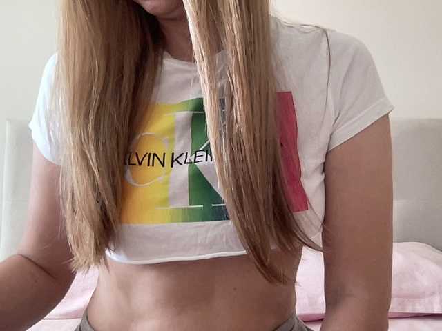 LizaFlower1 live cam on BongaCams