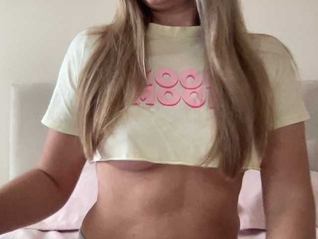 LizaFlower1 live cam
