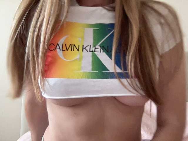 LizaFlower1 live cam on BongaCams
