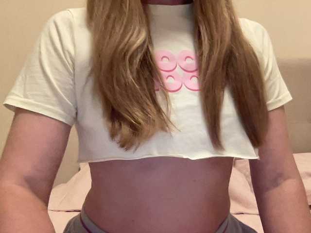 LizaFlower1 live cam on BongaCams