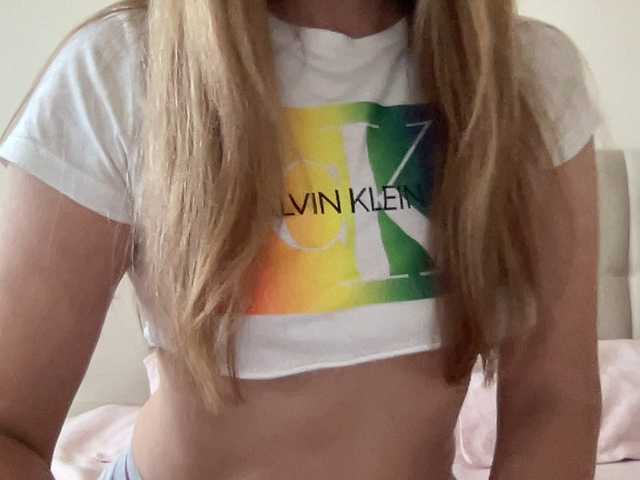 LizaFlower1 live cam on BongaCams