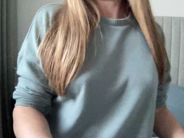 LizaFlower1's BongaCams show and profile