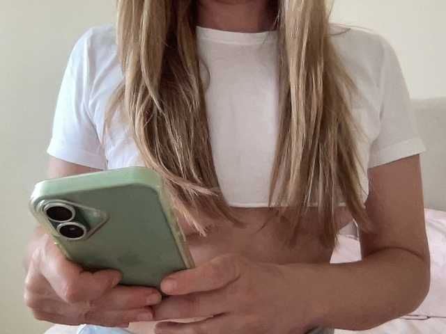 LizaFlower1 live webcam show