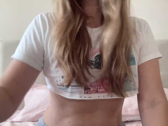 LizaFlower1 live cam on BongaCams