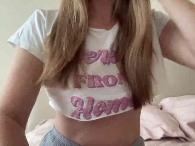 LizaFlower1 webcam