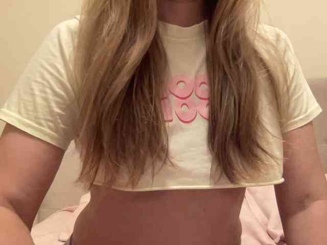 LizaFlower1 webcam