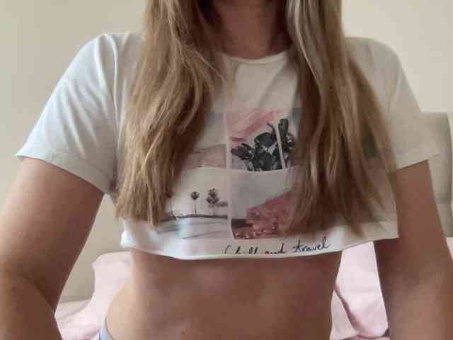 LizaFlower1 webcam