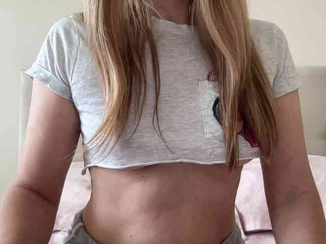 LizaFlower1 webcam