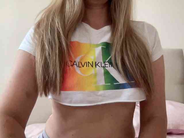 LizaFlower1 Live Webcam on BongaCams