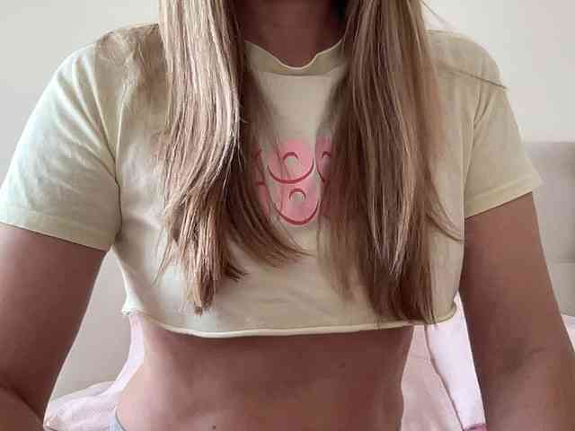 LizaFlower1 webcam