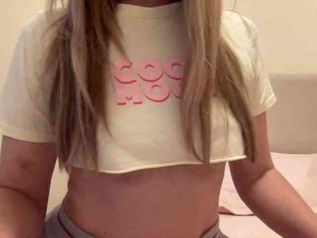 LizaFlower1 webcam