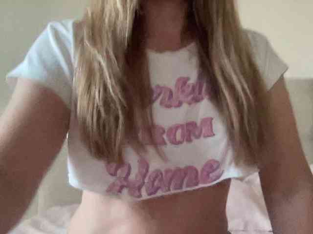 LizaFlower1 webcam