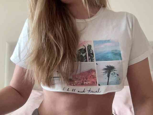 LizaFlower1 webcam