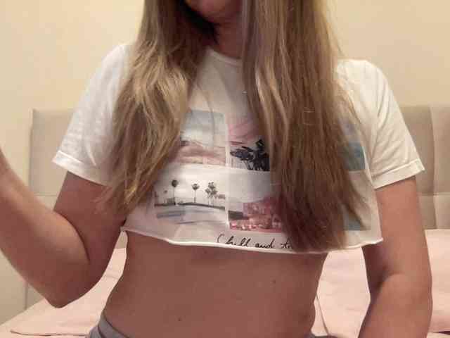 LizaFlower1 webcam