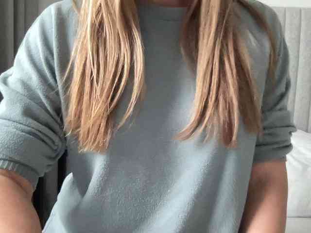 LizaFlower1 Live Webcam on BongaCams