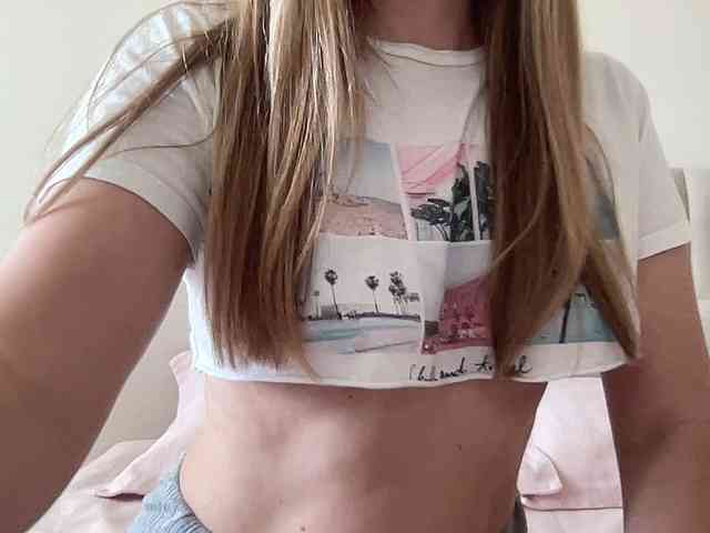 LizaFlower1 webcam