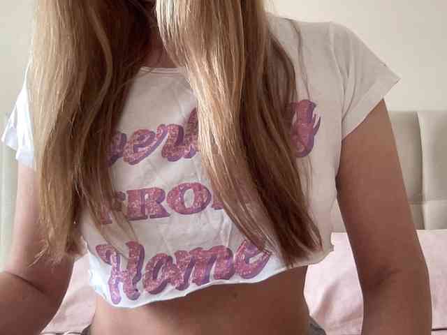 LizaFlower1 webcam