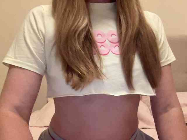 LizaFlower1 webcam