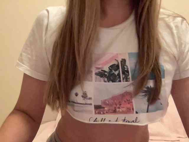 LizaFlower1 webcam