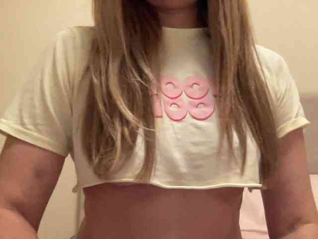 LizaFlower1 Live Webcam on BongaCams