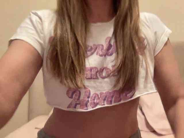 LizaFlower1 webcam