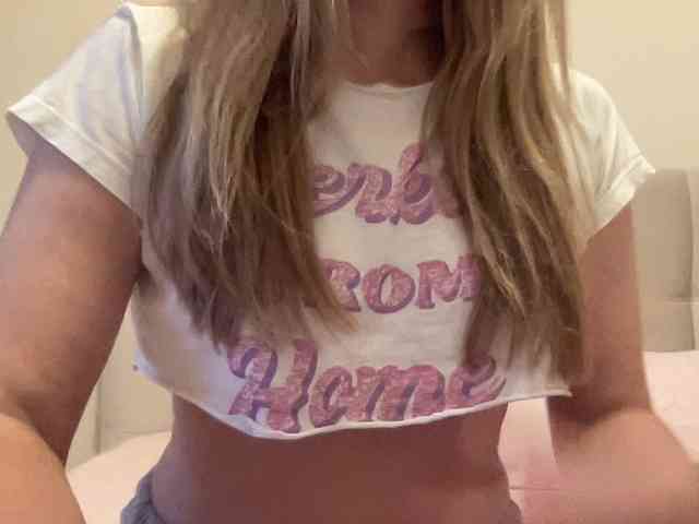LizaFlower1 webcam