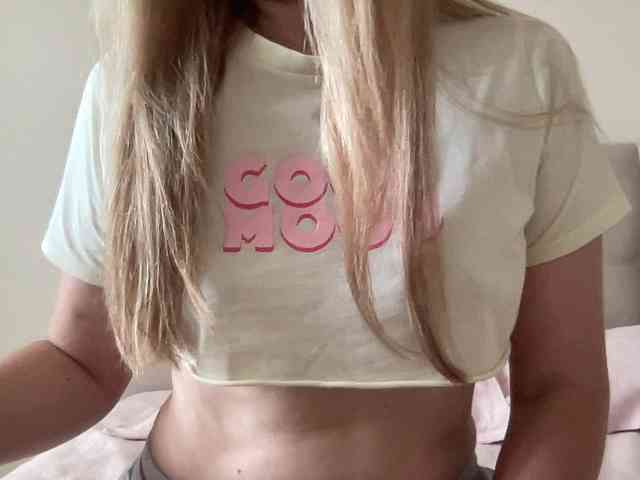 LizaFlower1 webcam