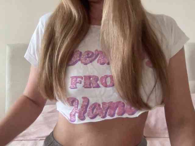 LizaFlower1 webcam