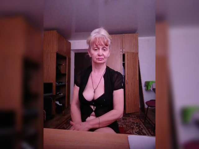 yscromnay Live Cam on BongaCams