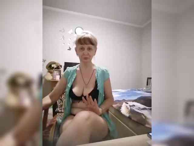 yscromnay Live Webcam on BongaCams