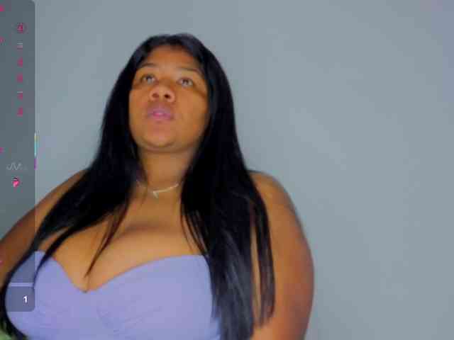 Paola091 Live Webcam on BongaCams