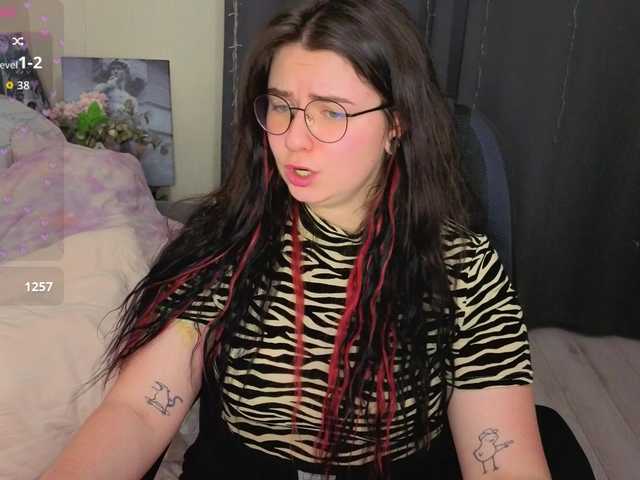 s-katekisa-s live cam on BongaCams