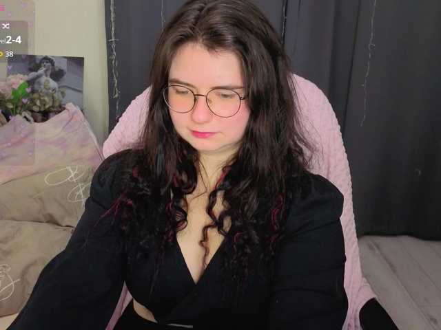 s-katekisa-s live cam on BongaCams