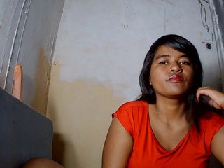 SydneiDollux's Live Webcam