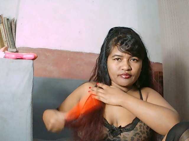 SydneiDollux live cam on BongaCams