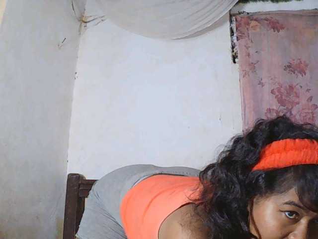 SydneiDollux live cam on BongaCams