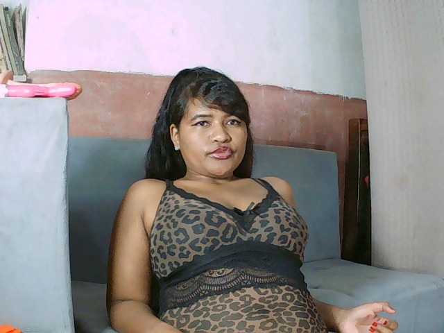 SydneiDollux live cam on BongaCams