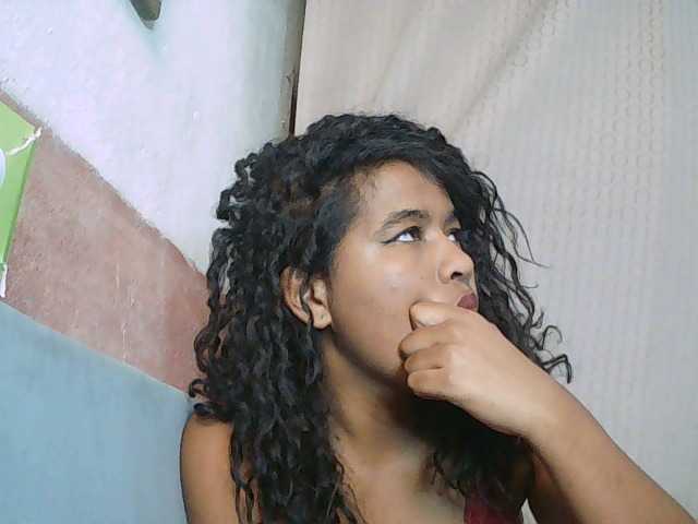 SydneiDollux live cam on BongaCams