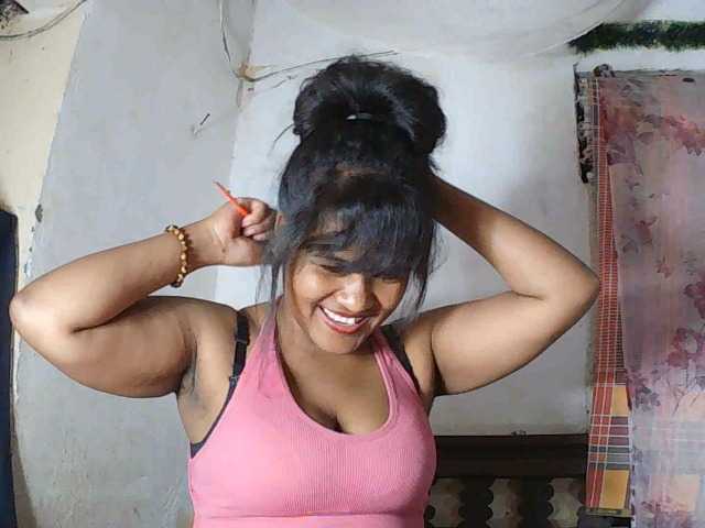 SydneiDollux live cam on BongaCams